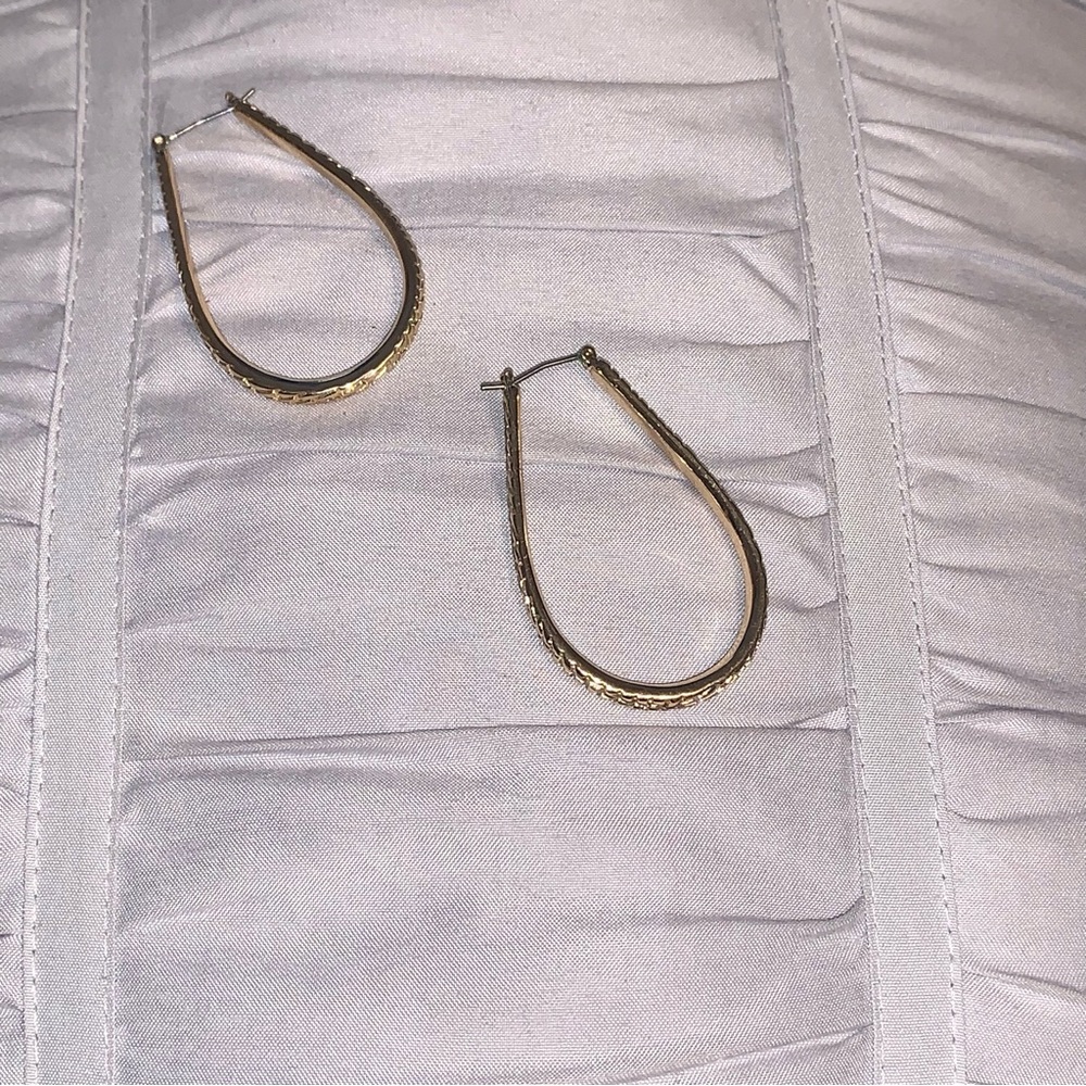 Vintage 90s Gold Tone Hoop Earrings